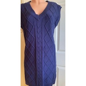 Beautiful ANTHROPOLOGIE Callahan knitwear NWT blue Vneck sweater vest size small